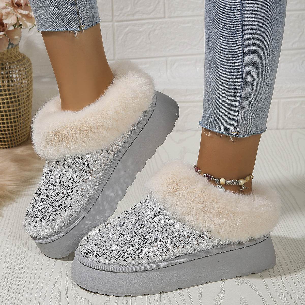 Fashion Sequined Thick-soled Plush Shoes Winter Indoor And Outdoor Casual Warm Slippers Women Garden House Shoes - terrifictrend