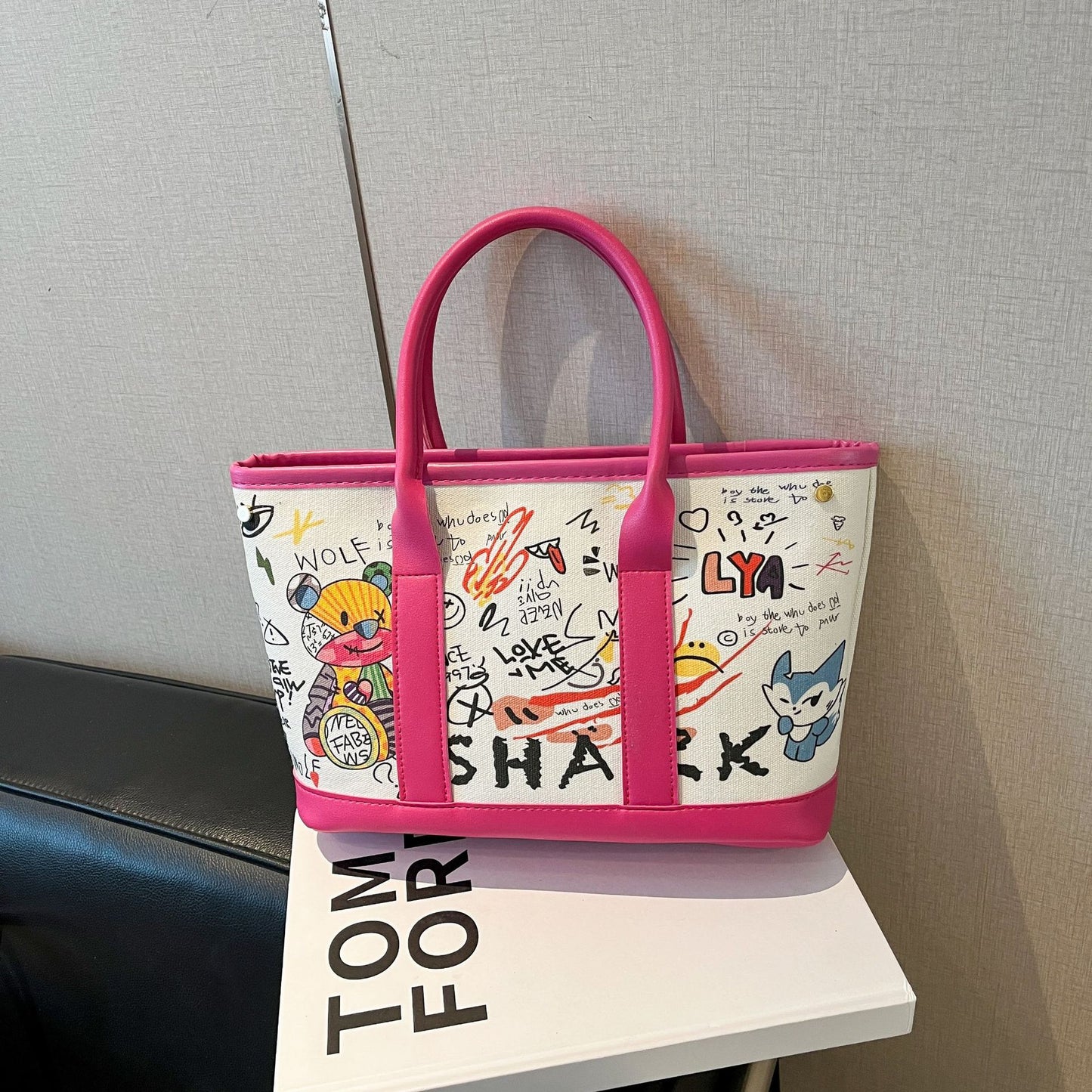 Womens Stylish Personalized Graffiti Crossbody Bag Cj