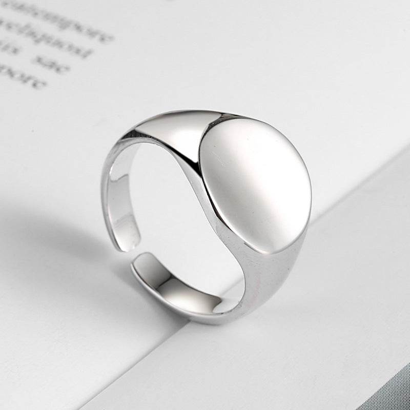 Oval smooth ring atmosphere index ring fashion - terrifictrend
