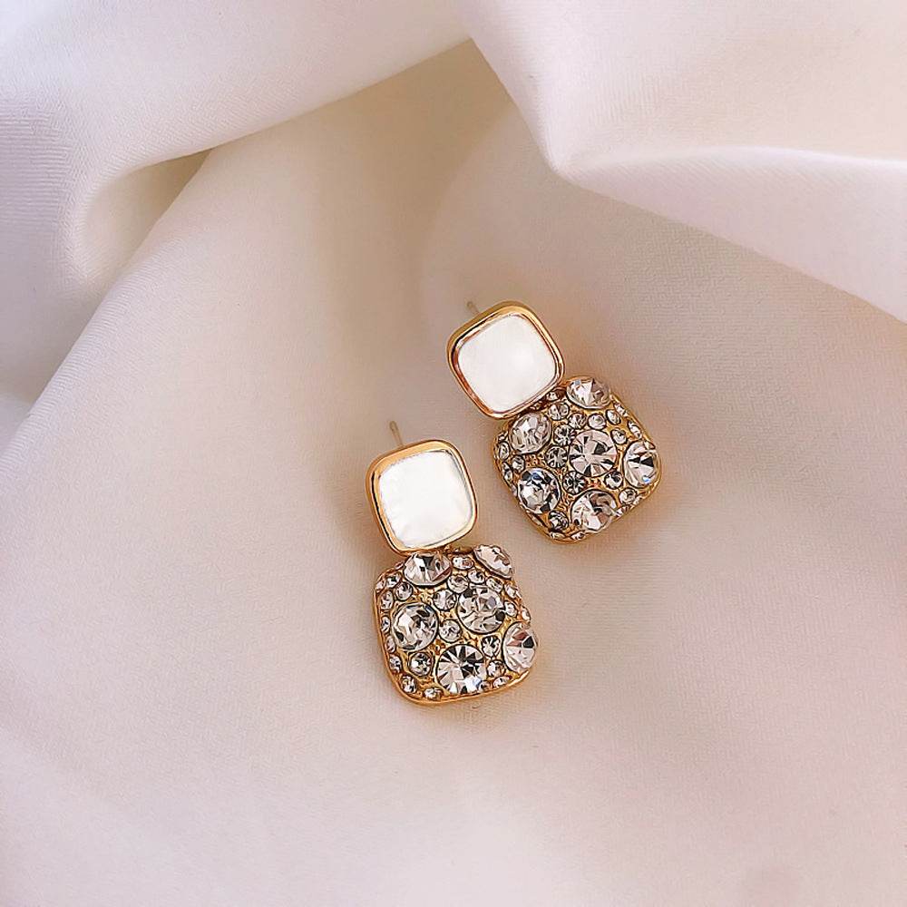 Rhinestone Cube Earrings Ins Fashion Temperament Geometric Earrings - terrifictrend
