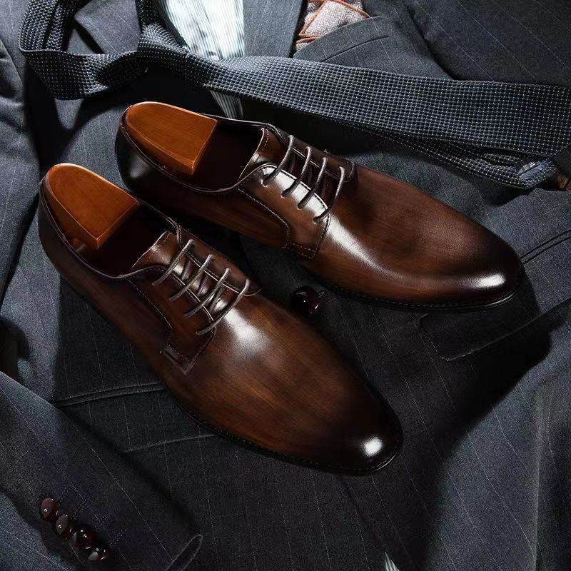 Men's Leather Shoes Breathable Lace Up Hand-rub Color - terrifictrend