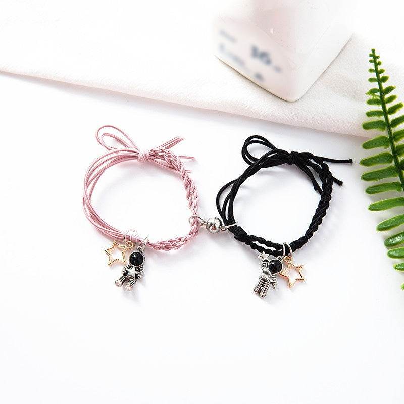 A Pair Of Magnetic Couple Bracelets Induce Vibration - terrifictrend