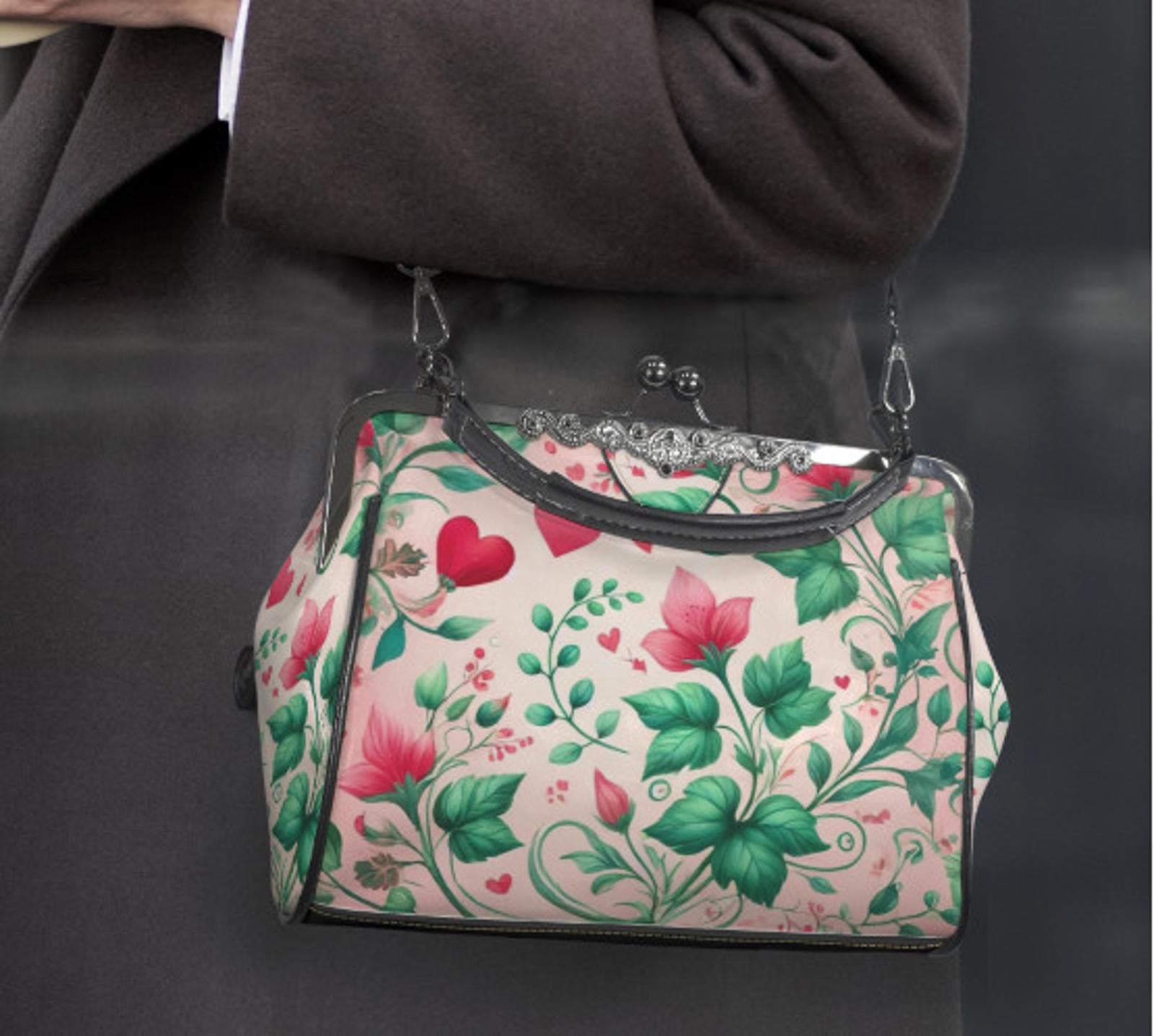 Victorian Valentine Red Pink Roses Heart Shoulder Cross Body Hand Bag Satchel Kisslock