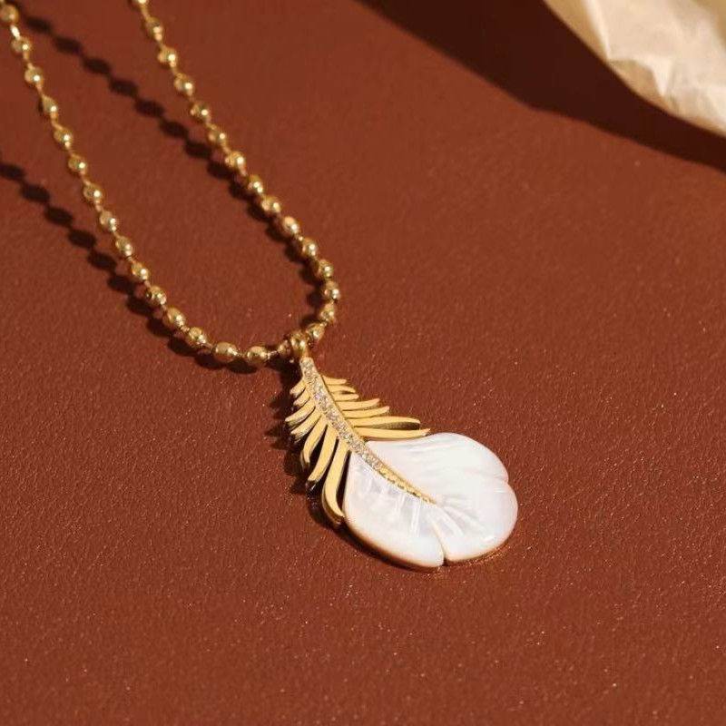 Non-fading Titanium Steel Fritillary Feather 18K Color Necklace
