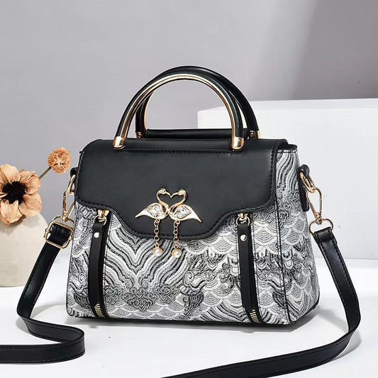 "Simple All-Match Crossbody Bag"